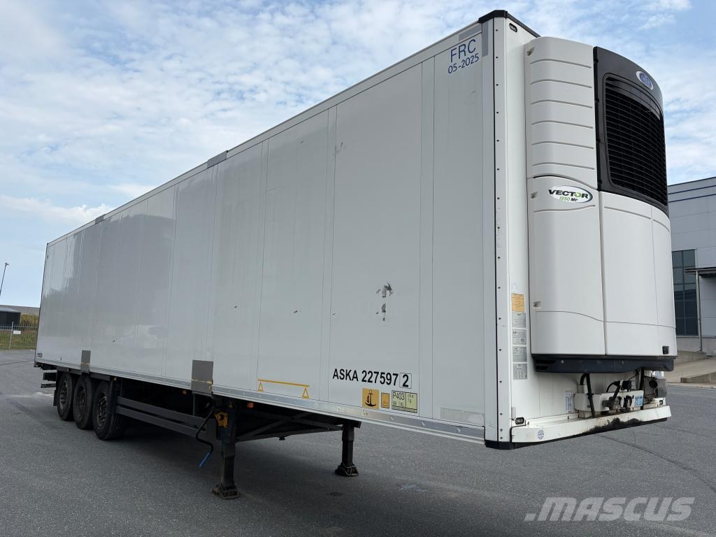 Schmitz Cargobull Trailer Reefer Flower Width & Dual Temp & Double S Koel-vries opleggers
