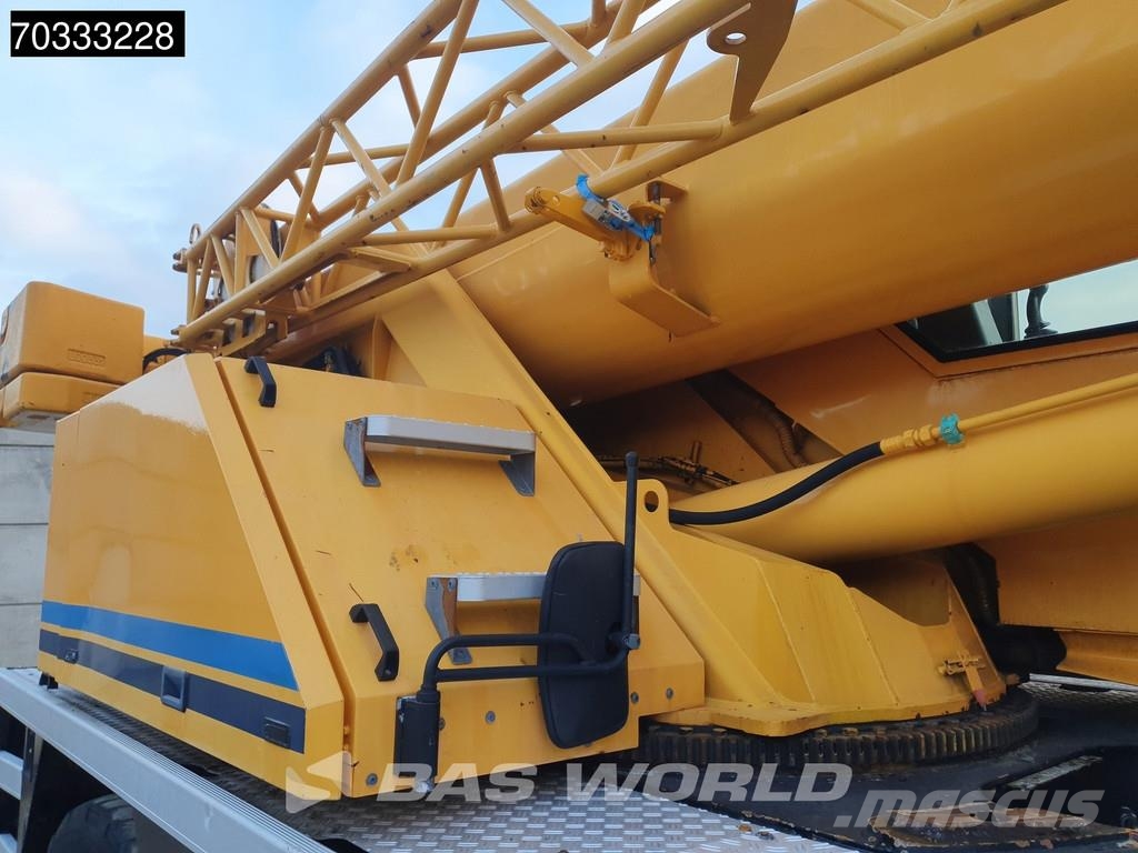 Liebherr LTM1030-2.1 Raske maastiku tõstukid