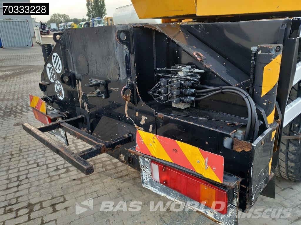 Liebherr LTM1030-2.1 Raske maastiku tõstukid