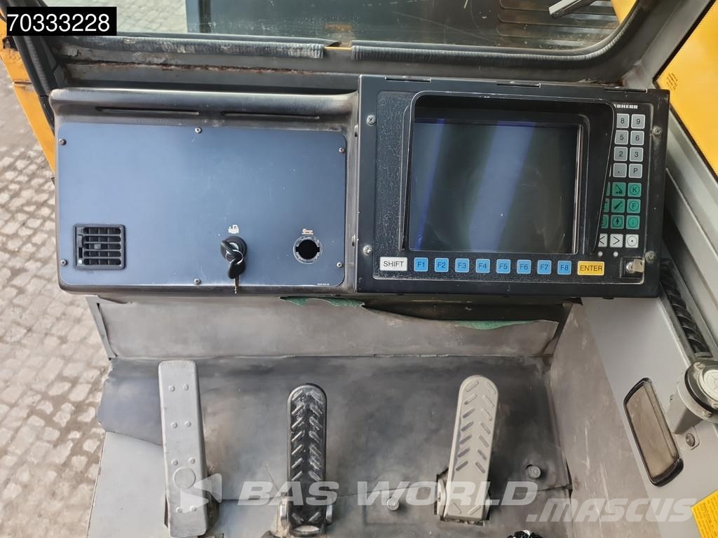 Liebherr LTM1030-2.1 Raske maastiku tõstukid
