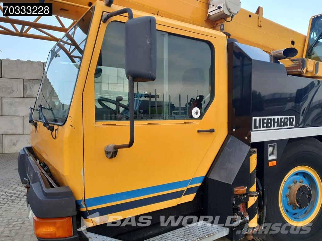 Liebherr LTM1030-2.1 Raske maastiku tõstukid