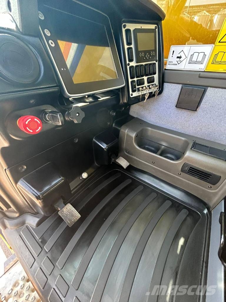 Demag AC 300 Żurawie szosowo-terenowe