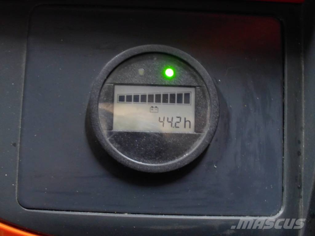 Linde D 12 Deichselstapler