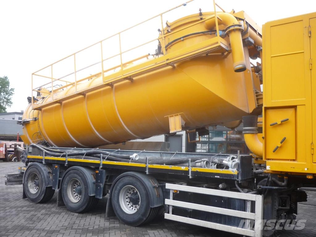 Renders ROC 16.30 Droge stoffen oplegger Met DAF XF Tankopleggers