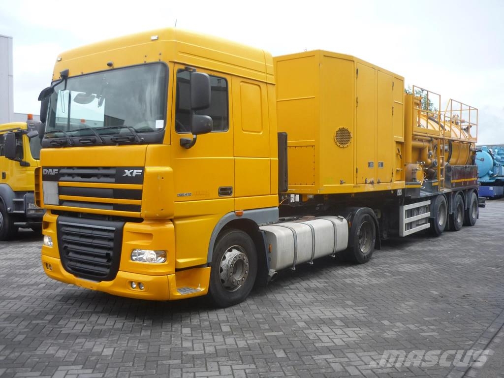 Renders ROC 16.30 Droge stoffen oplegger Met DAF XF Tankopleggers