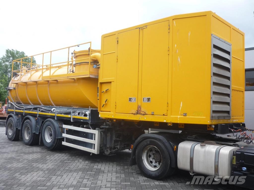 Renders ROC 16.30 Droge stoffen oplegger Met DAF XF Tankopleggers
