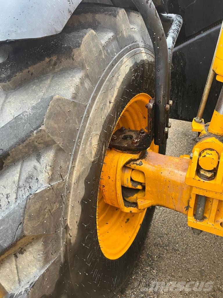 JCB 535-125 Teleskopski viličarji