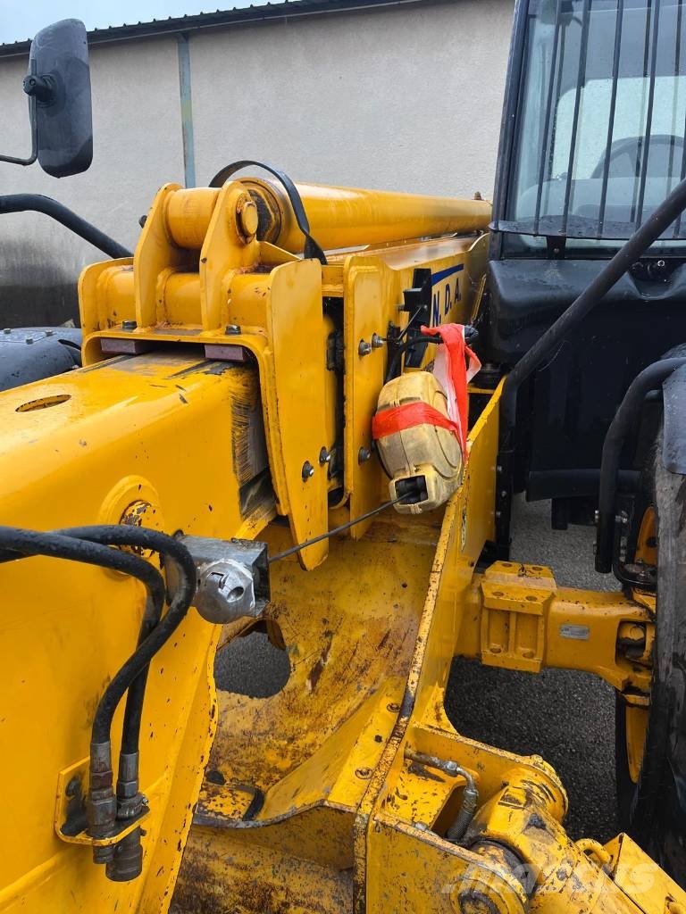 JCB 535-125 Teleskopski viličarji