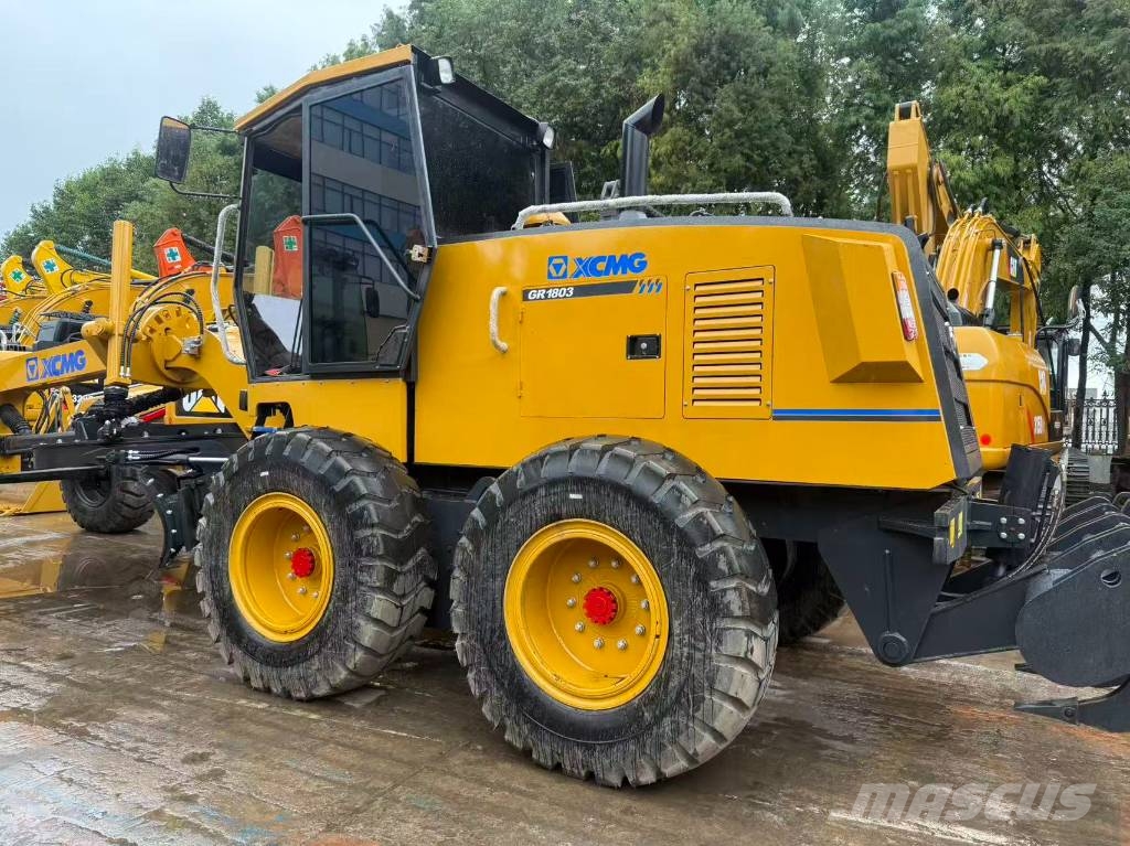 XCMG GR 180 Grader