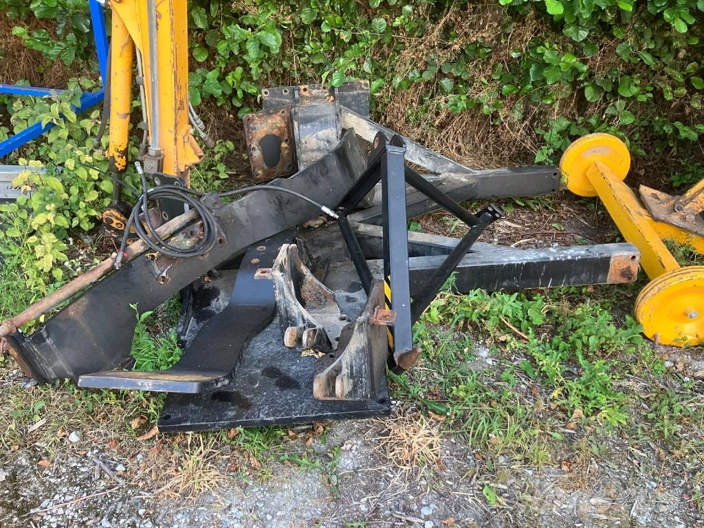 Herder aanbouw frame New Holland TM New Holland TM معدات العناية بالأرض - غير ذلك