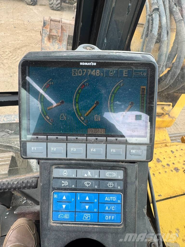 Komatsu PC 118 MR حفارات زحافة