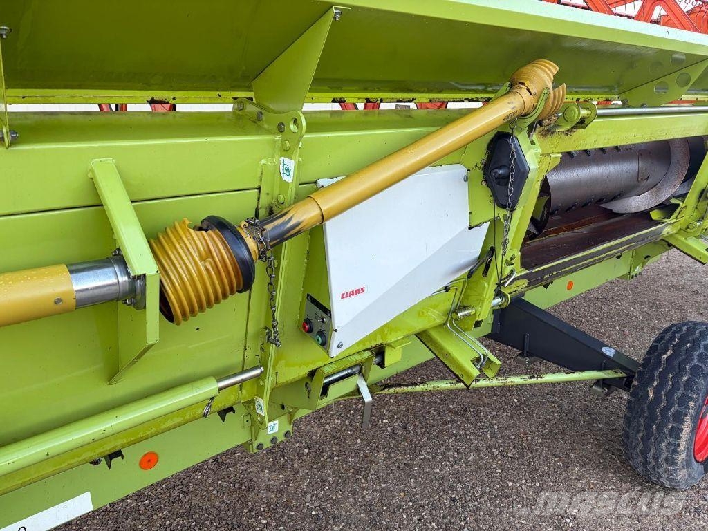 CLAAS LEXION 650 Комбайни