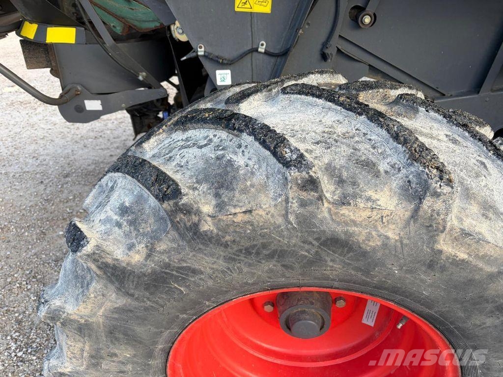 CLAAS LEXION 650 Kombajni