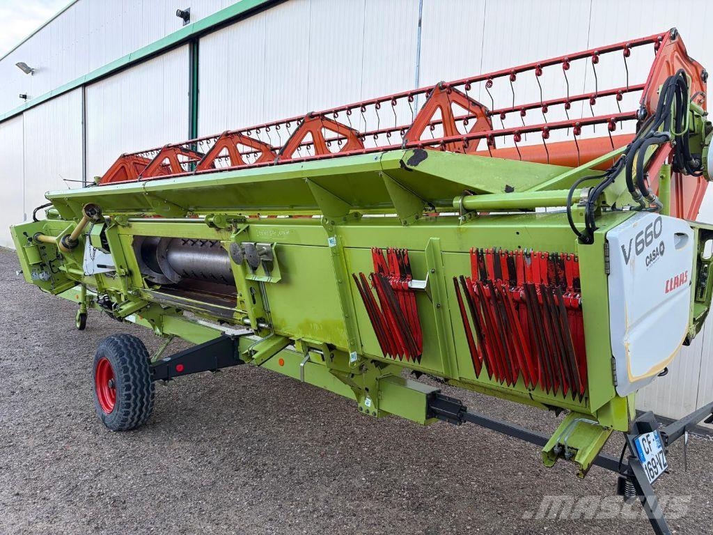 CLAAS LEXION 650 Kombinované zberacie stroje