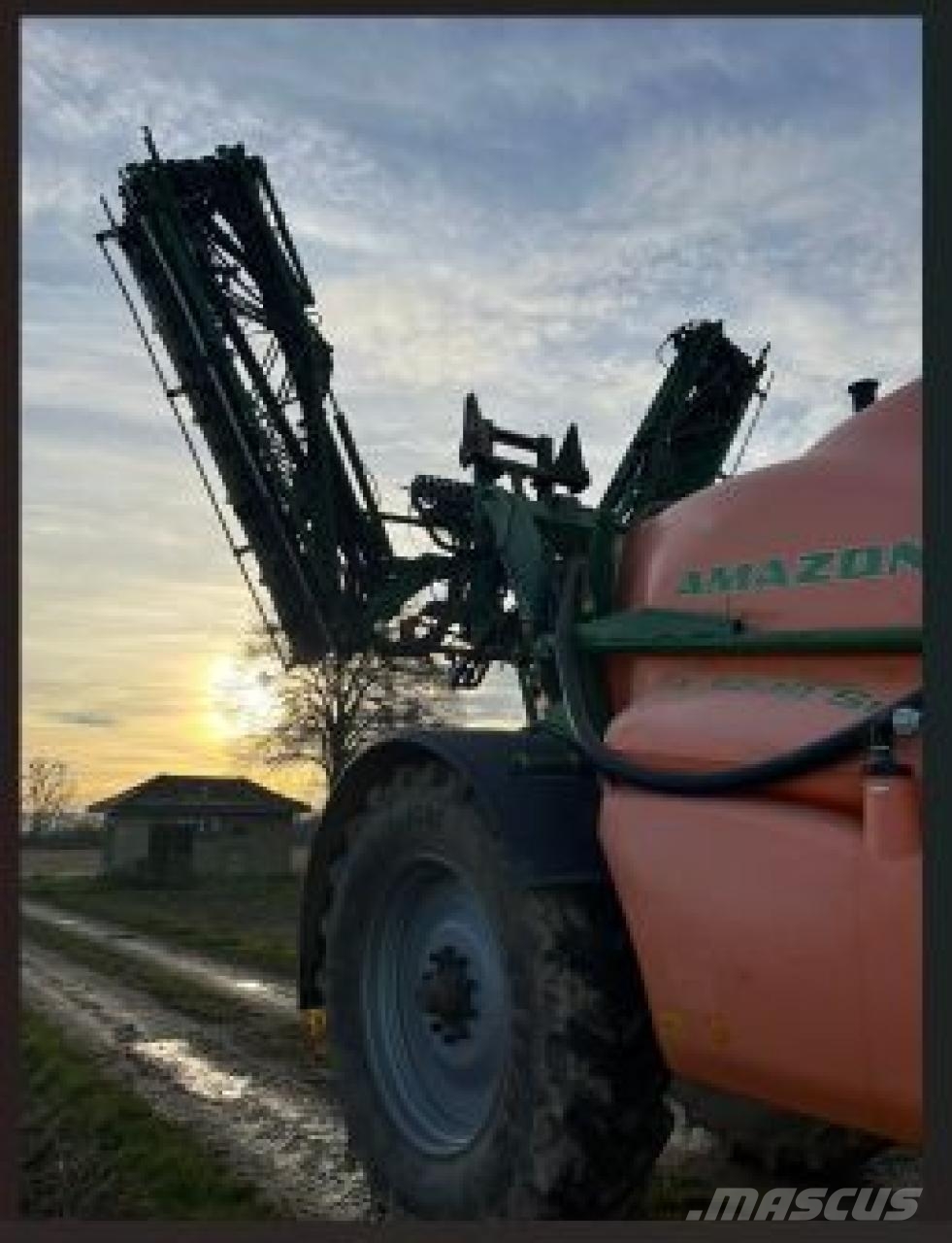 Amazone UX5200 Trailed sprayers