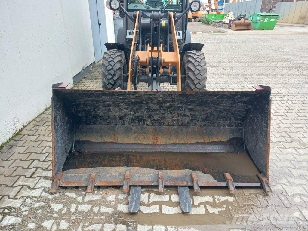 CASE 21 F S Wielladers