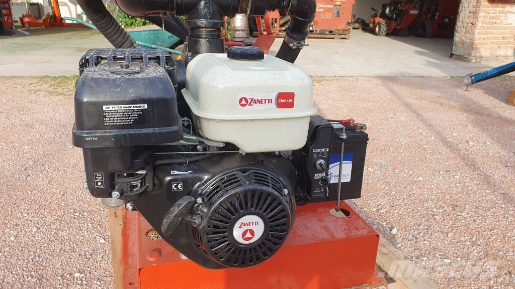 Ditch Witch Miscelatore MM 9 Vaakaporauslaitteet