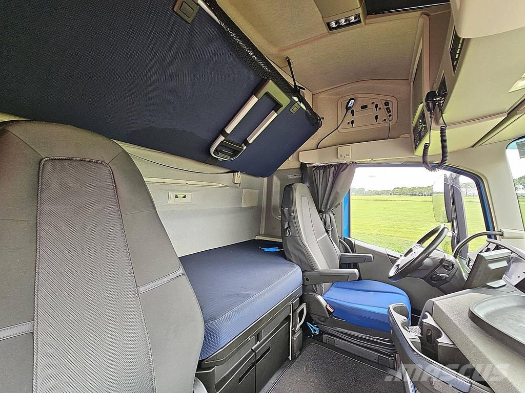 Volvo FH 460 FH5 2X TANK VEB+ IPC Trækkere