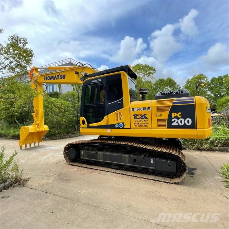 Komatsu PC220-11R 대형 굴삭기 29톤 이상