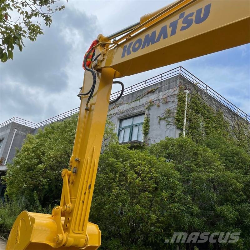 Komatsu PC220-11R 대형 굴삭기 29톤 이상