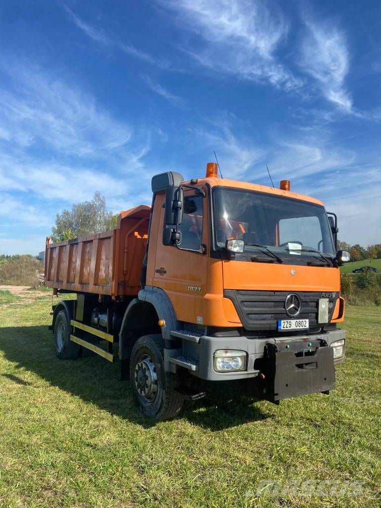 Mercedes-Benz Axor 1833 شاحنات قلابة