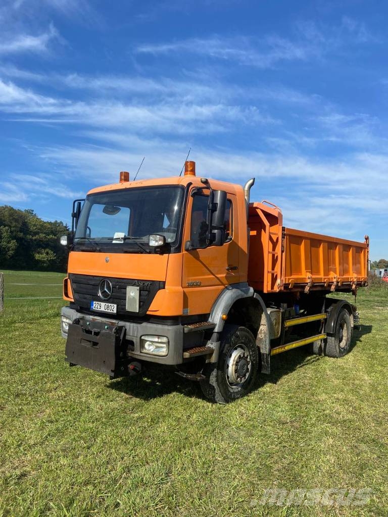 Mercedes-Benz Axor 1833 شاحنات قلابة
