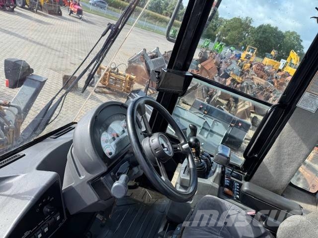 CAT 924 G Kolesni nakladalci