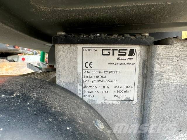 Wacker Neuson LED Lichtmast / 2.000 EUR Other Generators