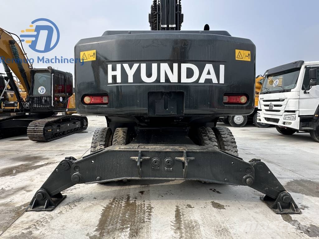 Hyundai 210W-9 Wheeled excavators
