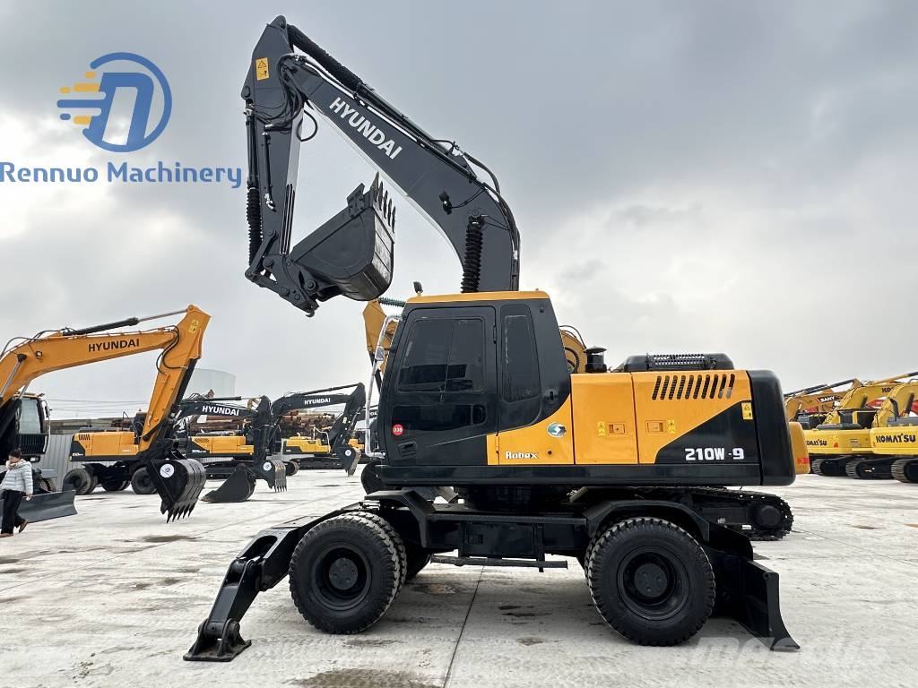 Hyundai 210W-9 Wheeled excavators
