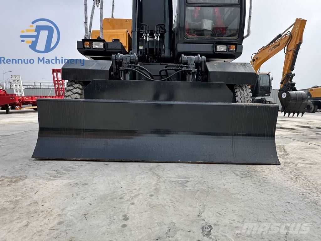 Hyundai 210W-9 Wheeled excavators