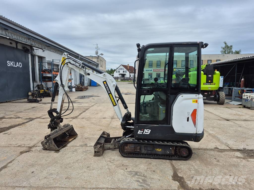 Bobcat E 19 Mini kotrók < 7t