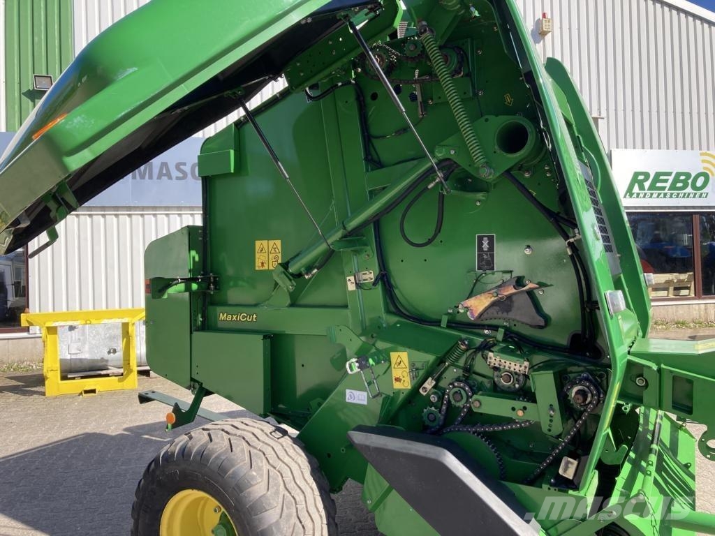 John Deere 854 RUNDBALLENPRESSE Pyöröpaalaimet