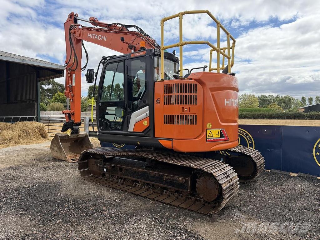 Hitachi ZAXIS ZX135USBL-7 Excavadoras especiales