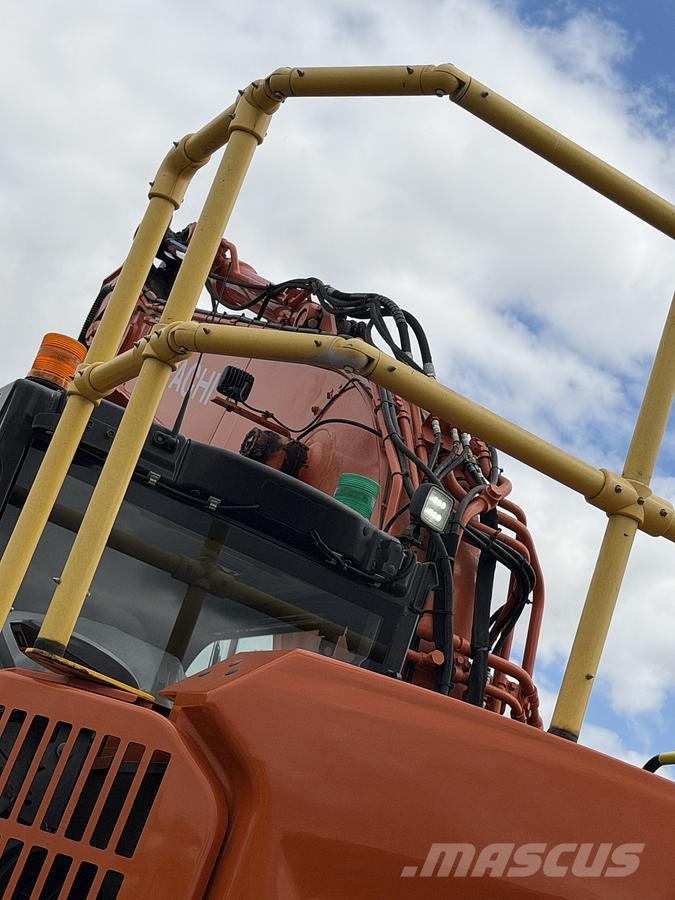 Hitachi ZAXIS ZX135USBL-7 Excavadoras especiales