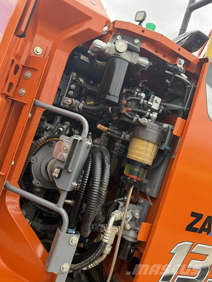 Hitachi ZAXIS ZX135USBL-7 Excavadoras especiales