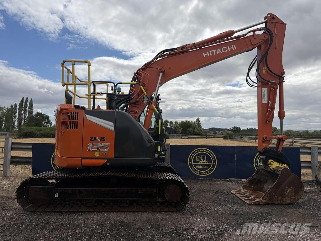 Hitachi ZAXIS ZX135USBL-7 Excavadoras especiales