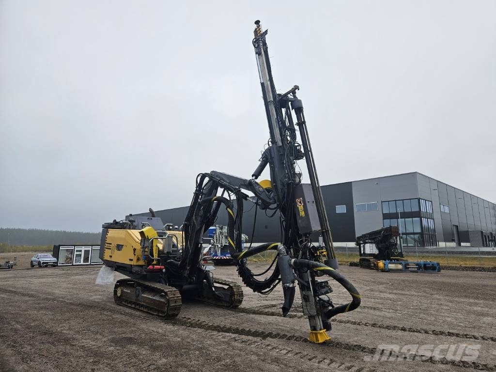 Atlas Copco Flexiroc T 35 R Surface drill rigs