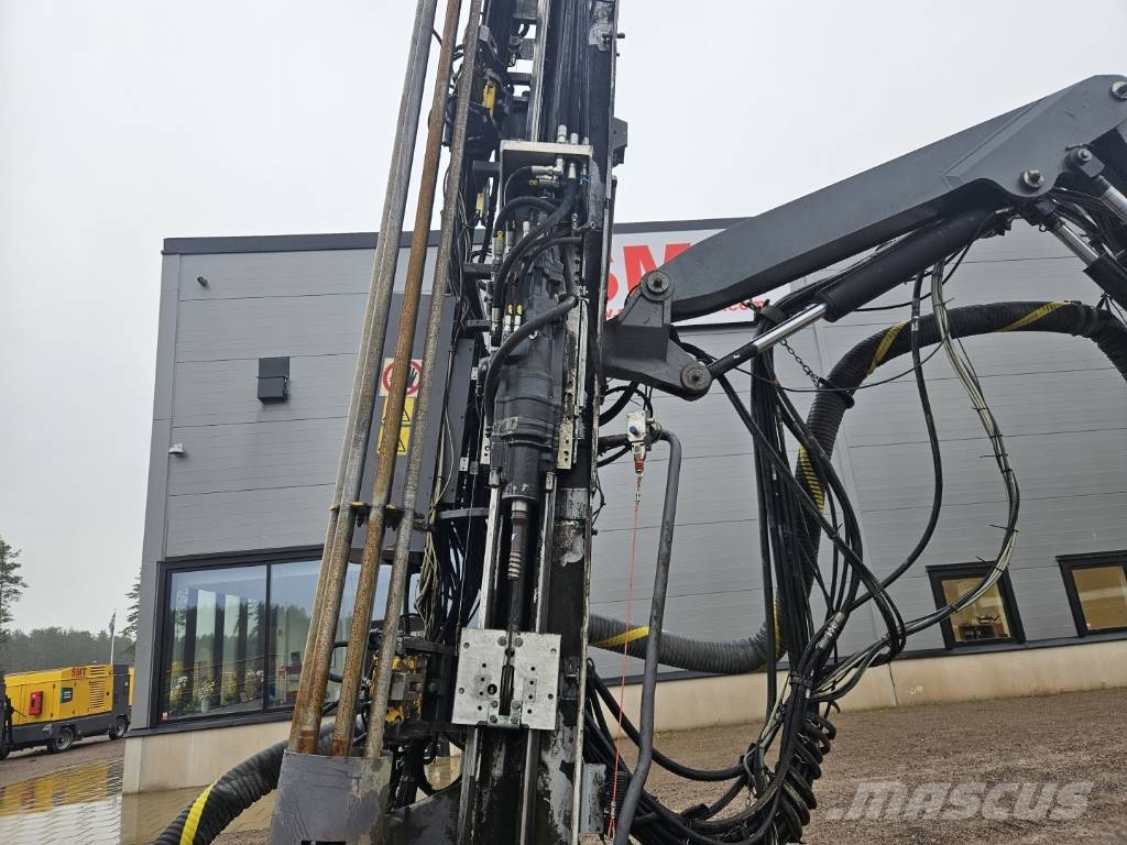 Atlas Copco Flexiroc T 35 R Surface drill rigs