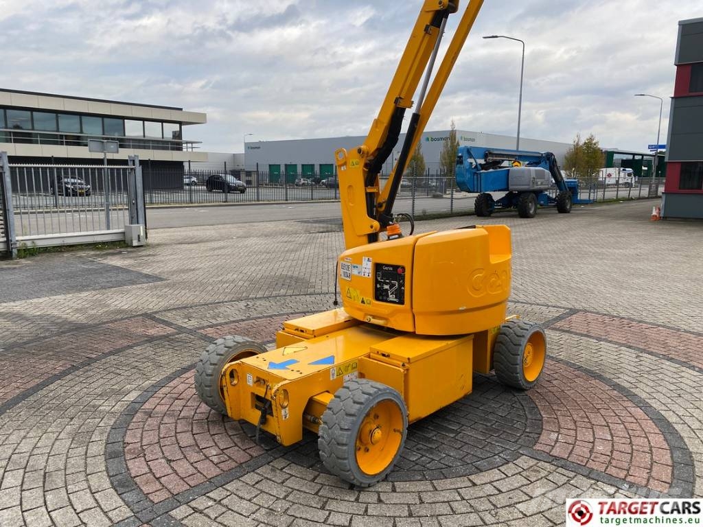 Genie Z-33/18 Articulated Electric Boom Work Lift 1200cm 緊湊型自走式伸縮臂式升降機