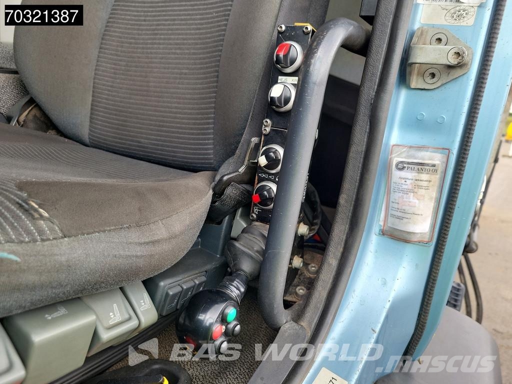 Volvo FE 320 4X2 HIAB 144 E-3 HIDUO Crane 20tons cable s شاحنات الرافعات الخطافية
