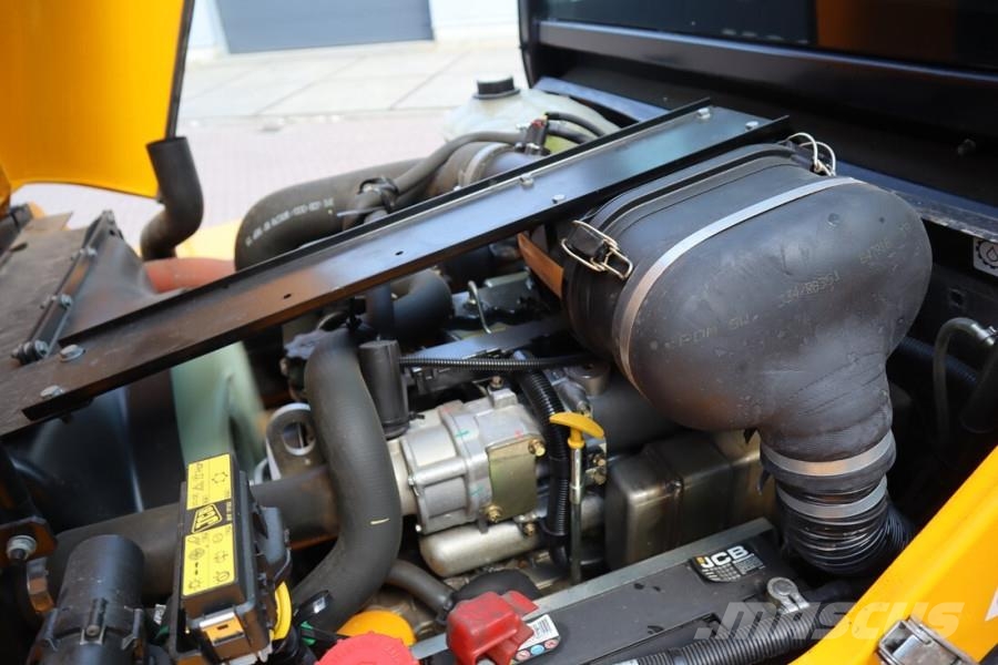 JCB 940-4 T4 Valid inspection, Diesel, 4x4 Drive, 3700 Empilhadores todo-terreno