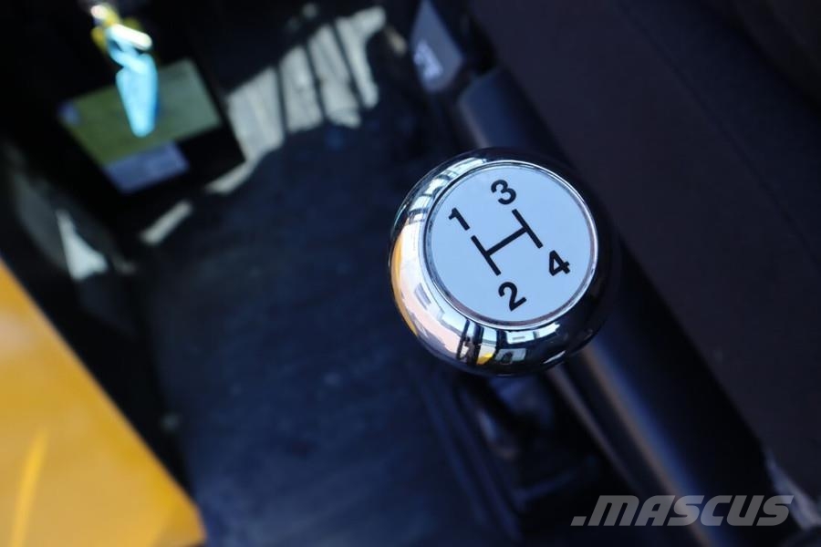JCB 940-4 T4 Valid inspection, Diesel, 4x4 Drive, 3700 Empilhadores todo-terreno