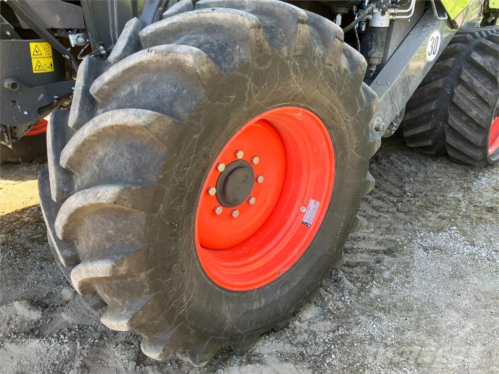CLAAS Trion 730 TT Sonstige Landmaschinen