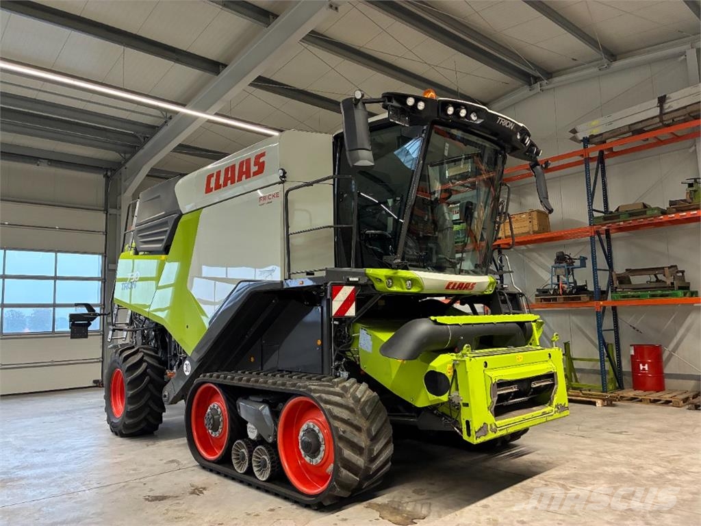 CLAAS Trion 730 TT Agriculture - Autres