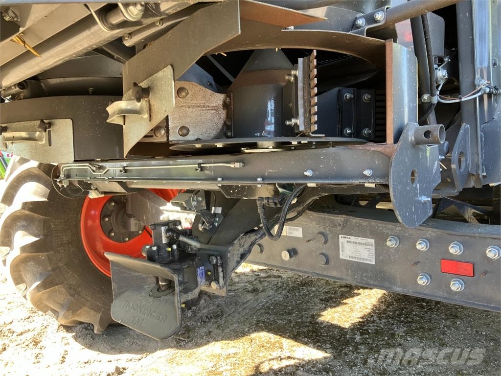 CLAAS Trion 730 TT Sonstige Landmaschinen