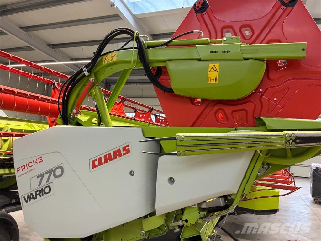 CLAAS Trion 730 TT Agriculture - Autres