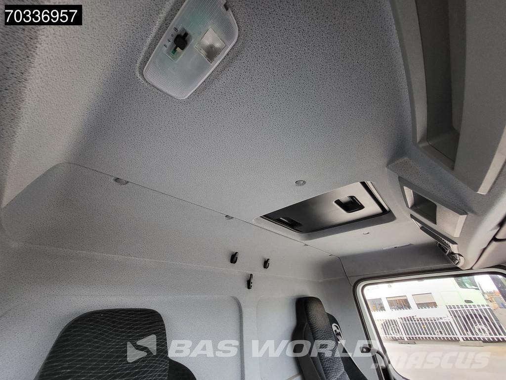 Mercedes-Benz Atego 1218 Atego 4X2 12tonner 1500kg Ladebordwand 貨箱式卡車
