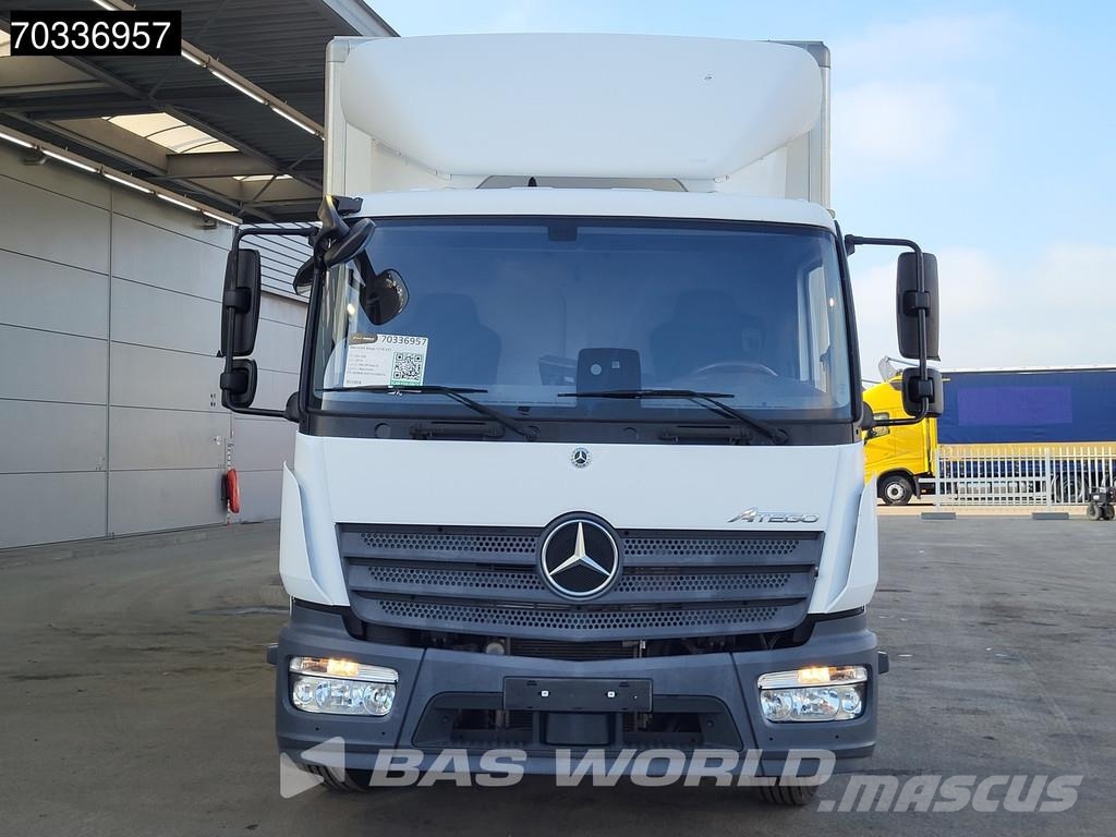 Mercedes-Benz Atego 1218 Atego 4X2 12tonner 1500kg Ladebordwand Autocamioane