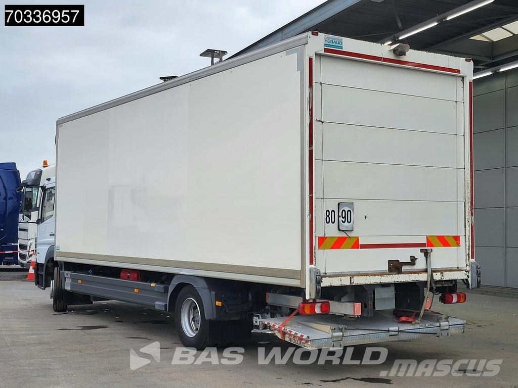 Mercedes-Benz Atego 1218 Atego 4X2 12tonner 1500kg Ladebordwand 貨箱式卡車